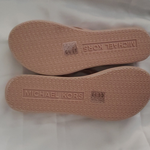 Michael Kors Womens Bedford Platform FlipFlops - Picture 3 of 4